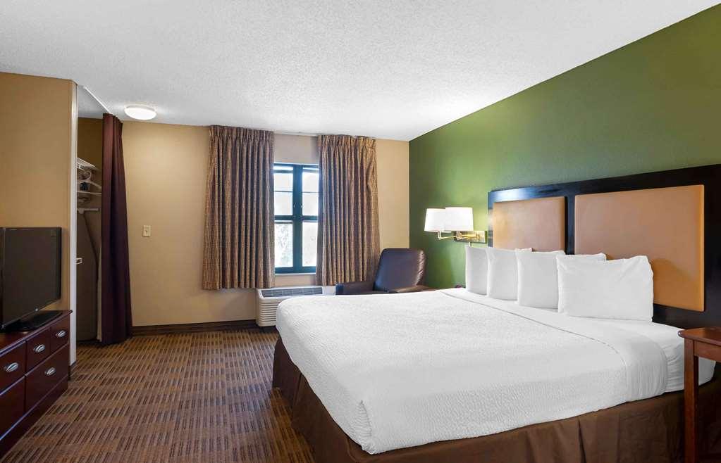 Extended Stay America Suites - Houston - Westchase - Richmond Room photo